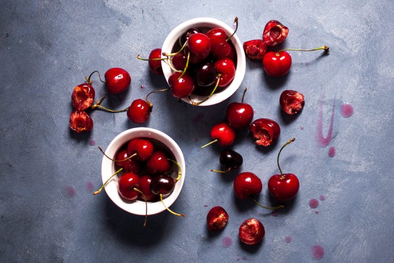 Cherries o ntable